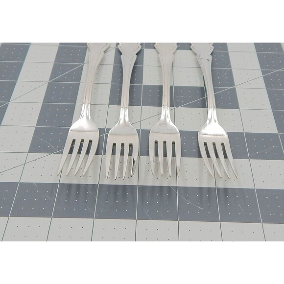 International Silverplate Waverly Dinner Place Forks 7-1/4 Inch Set of 4 - Picture 6 of 15